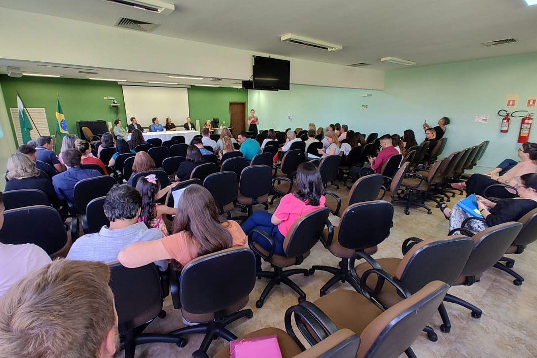 Paraná forma 34 novas especialistas em enfermagem obstétrica