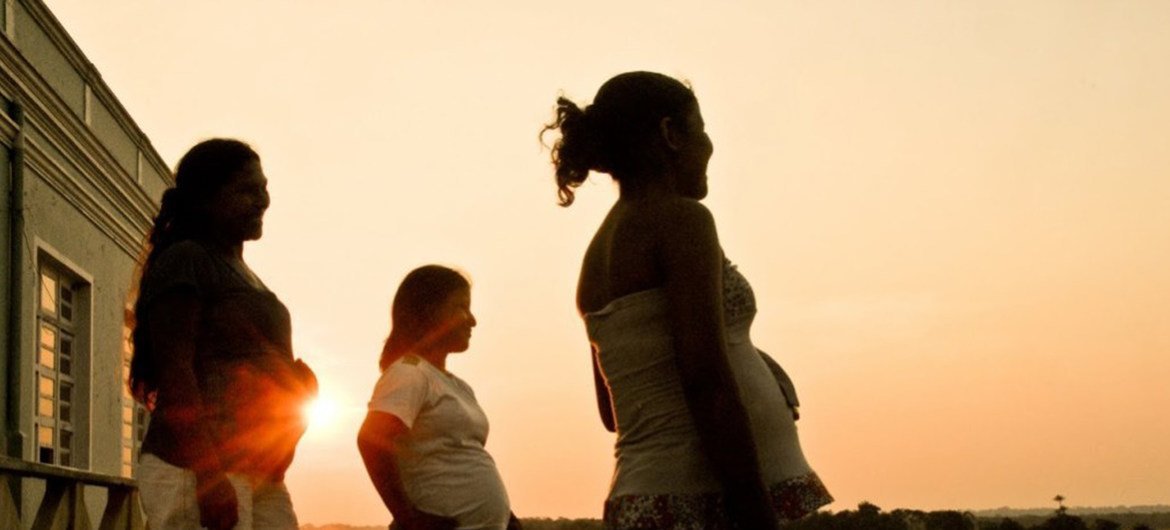Opas Sete em cada 10 países informaram terem suspendido os serviços de distribuição de contraceptivos por cauda da Covid-19.