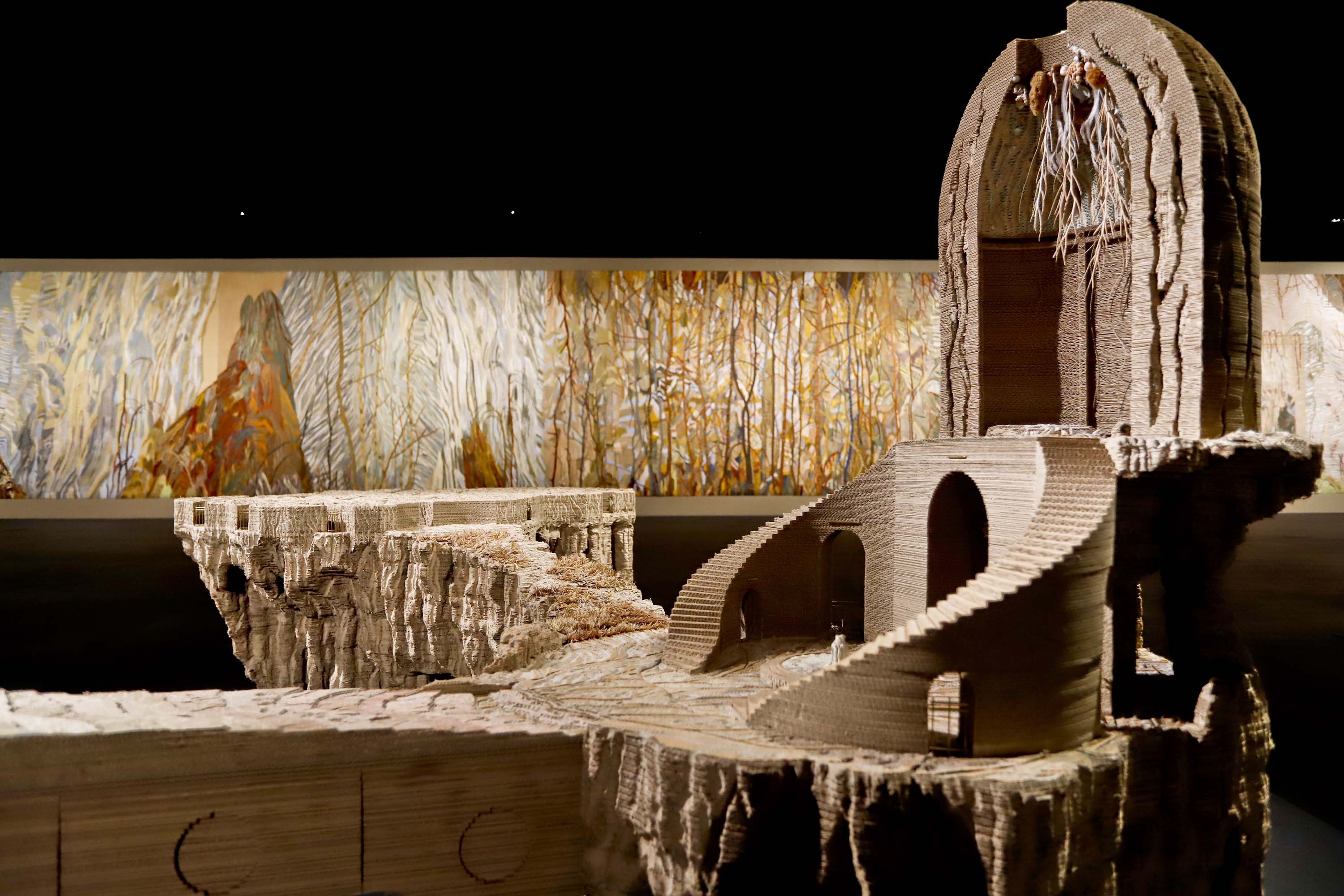 Mostra da artista francesa Eva Jospin fica em cartaz no MON até domingo