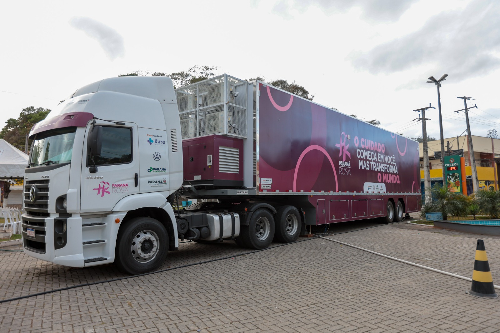 Carreta Saúde da Mulher faz 8,4 mil exames e consultas gratuitas em 26 cidades do Paraná