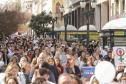 Caminhada reúne milhares pessoas no Dia Estadual de Combate ao Feminicídio
