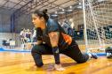 Edwarda Oliveira busca ouro inédito do vôlei sentado