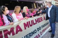 Ação com ônibus lilás no calçadão da rua xv de novembro. Dia 22 Dia Estadual de Combate ao Feminicídio