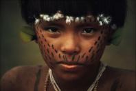 Com fotografias e livros sobre os Yanomami, MUPA inaugura mostra de Claudia Andujar