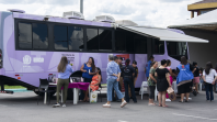 Ação integrada ônibus lilás e administrações regionais Rua da Cidadania do Tatuquara.