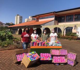 Material doado será distribuído pela Central Única de Favelas (Cufa) do Paraná a 500 mulheres em situação de vulnerabilidade