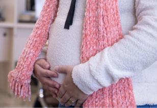Profissionais do Humai-UEPG participam de capacitação sobre atendimento a adolescentes grávidas 