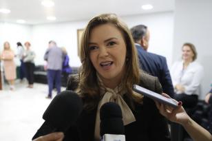 A Secretaria da Mulher e Igualdade Racial (SEMI) do Estado do Paraná completa, nesta semana, um mês de atividades. 