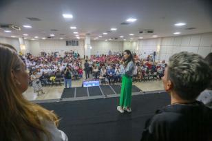 A primeira-dama do Paraná, Luciana Saito Massa, participou do o 8° Encontro Regional das Mulheres Rurais, organizado pelo IDR-Paraná. 