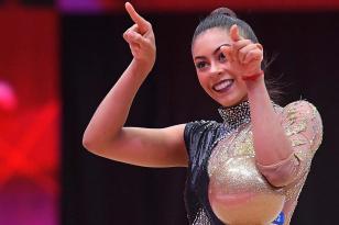 Paranaense Bárbara Domingos garante vaga inédita da ginástica rítmica nos Jogos Olímpicos