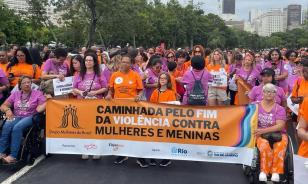 Em Curitiba, as mulheres participantes da caminhada se reuniram no Parque Barigui, no bairro Santo Inácio.  