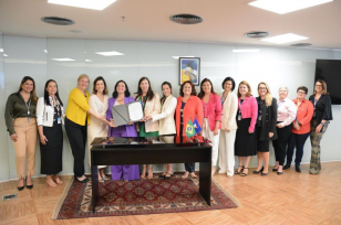 Programa Caixa de Liderança Feminina