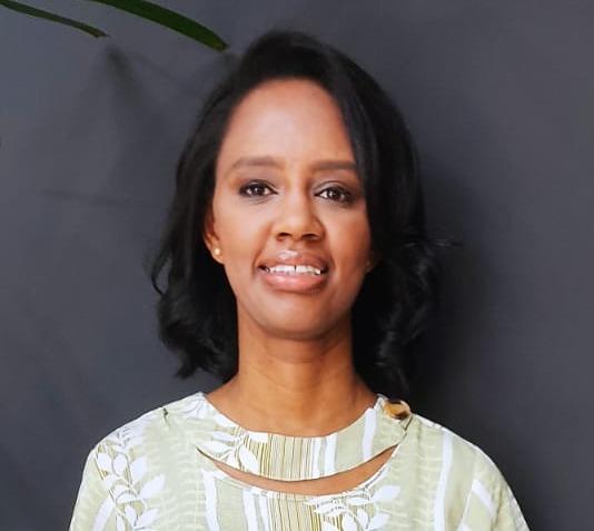 A professora Rita de Cassia dos Anjos é um dos destaques do livro Mulheres Negras Brasileiras e é um exemplo para muitas meninas que temem pelas dificuldades que podem encontrar na vida. Em suas palestras, a principal mensagem que gosta de passar é o da força interior.