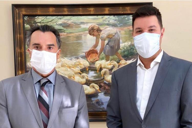 presidente do Tribunal de Justiça do Paraná, desembargador José Laurindo de Souza Netto e secretário-chefe da Casa Civil, Guto Silva