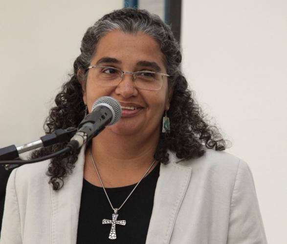 Mulheres na ciência: vida dedicada à pesquisa e um caminho a seguir. Na foto, a pesquisadora Christiane Philippini Ferreira Borges - Curitiba, 07/10/2021