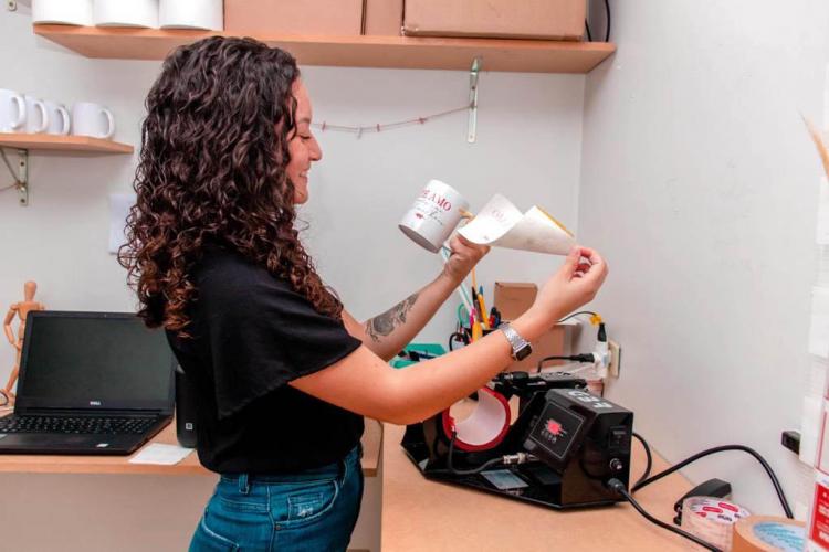 Paraná mantém liderança em empregabilidade de mulheres na região Sul