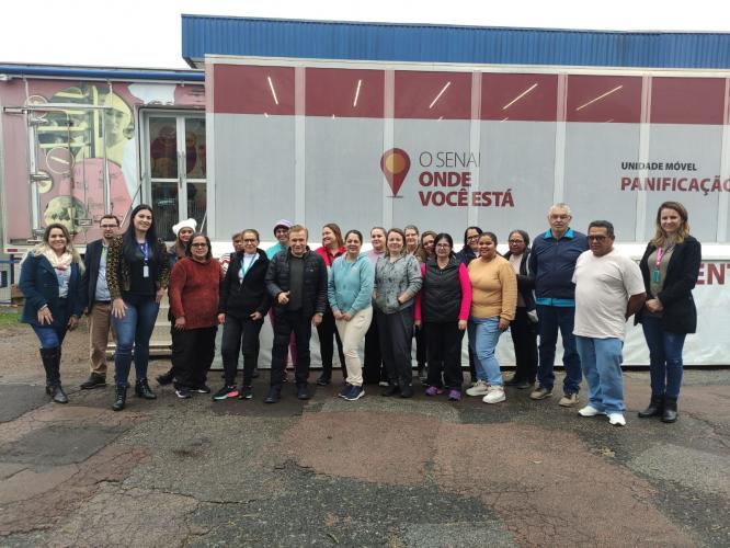 Carretas do Conhecimento que está acontecendo no Boqueirão. Curso de Panificação