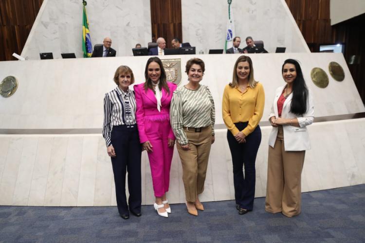 bancada feminina assembleia alep