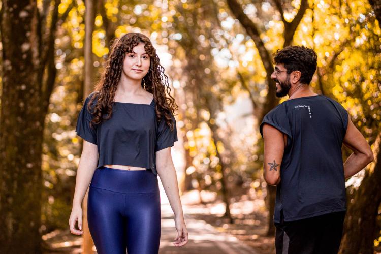 designer de startup cria estilo inovador contra desperdício na moda