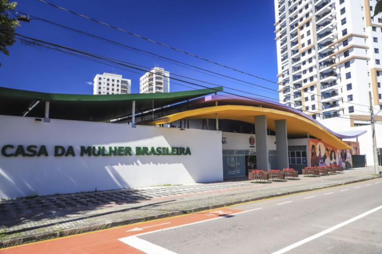 Casa da Mulher Brasileira de Curitiba celebra 8 Anos de apoio às vítimas de violência doméstica.