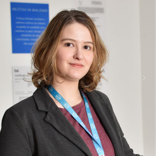 Tatiana, nota maxima na apresenção do seu TCC.