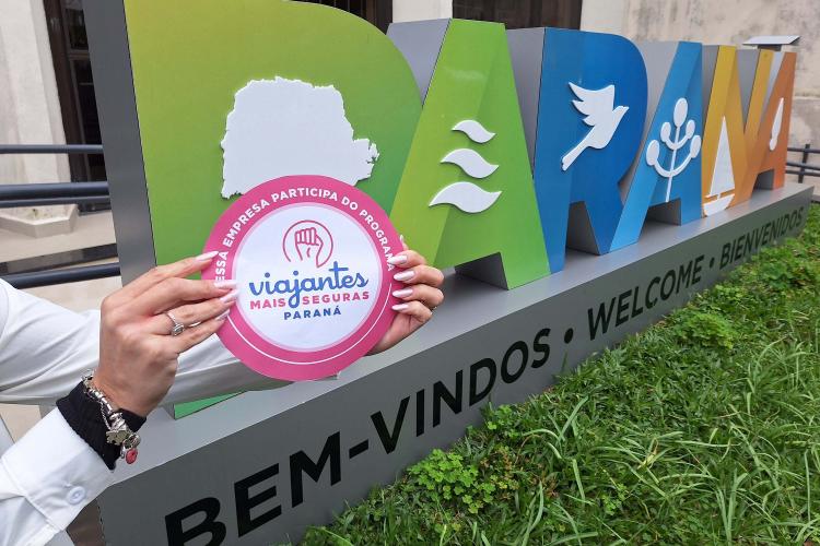 Selo Viajantes + Seguras