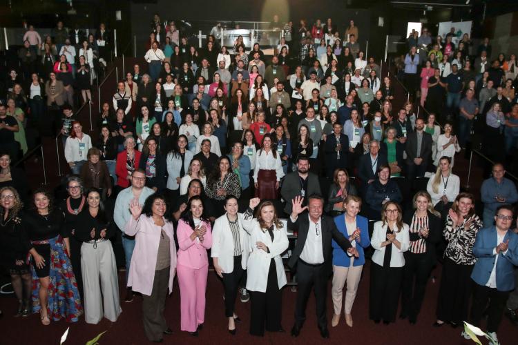 Cerimônia de entrega de selos Viajantes + Seguras