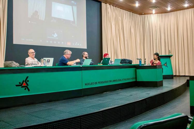 Hong Zhu, primeira doutora chinesa titulada pela UEM