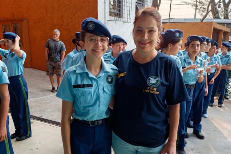 Mulheres monitoras unem disciplina e acolhimento nos Colégios Cívico-Militares