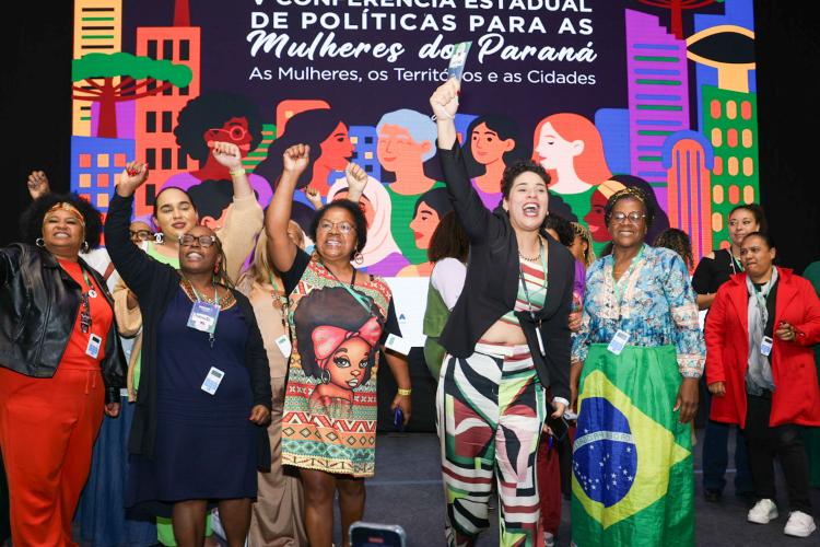 Paraná aumenta em 11 vezes o investimento em políticas para mulheres, igualdade racial e pessoa idosa em um ano