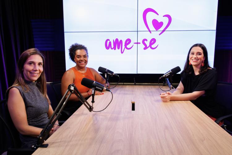 O impacto da privação do sono na vida da mulher é tema desta semana do podcast do Ame-se