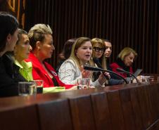 No mês da conscientização, Estado lança campanha estadual de combate ao feminicídio