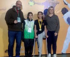 Atleta com deficiência é campeã no wrestling convencional nos Jogos Escolares