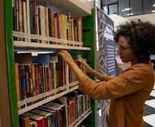 Biblioteca Pública do Paraná inaugura Estante Afro – Maria Águeda com mais de 500 livros