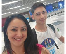 Dia das Mães no Ganhando o Mundo: orgulhosos, alunos e familiares celebrarão à distância