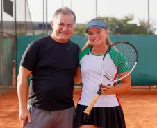 Primeira brasileira a se classificar para o Wimbledon juvenil teve apoio do Estado