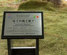 Princesa Kako de Akishino exalta memória dos imigrantes japoneses em visita a Maringá
