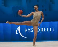 Paranaense Babi conquista melhor resultado da história do Brasil no Mundial de Ginástica Rítmica