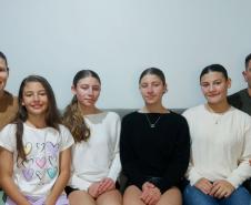Trigêmeas de Palmas se preparam para intercâmbio internacional do Ganhando o Mundo