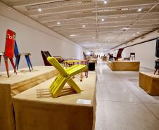 MON oferece visitas mediadas com a curadora Adélia Borges