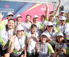 Corrida da Vigilância em Saúde reúne centenas de participantes e encerra ações do Paraná Rosa