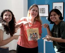 Professora e alunas de desenho avançado do CJAP são selecionadas no Concurso de Ilustração do Sesc