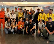 Bombeira conclui curso no Chile e projeta avanços na prevenção de incêndios florestais no Paraná