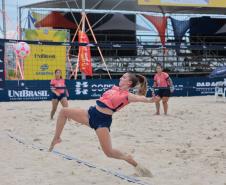 Torneio Elas por Elas leva protagonismo feminino ao futevôlei nas areias de Caiobá