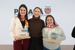 Produtoras de seda do Paraná são premiadas com viagem para a França