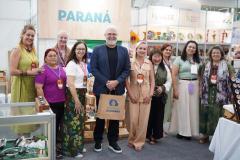 Delegação formada só por mulheres representa o Paraná na maior feira de artesanato do Brasil