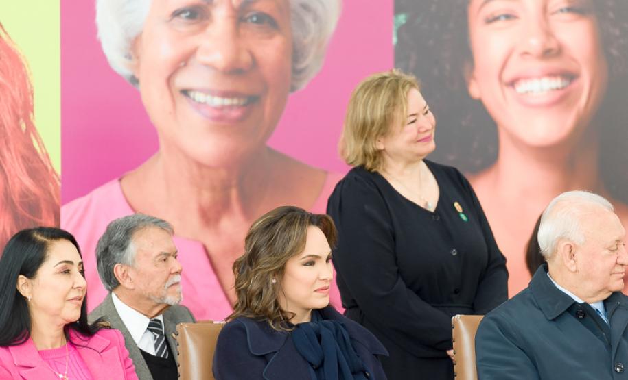 Para fortalecer políticas públicas, Estado lança Caravana Paraná Unido Pelas Mulheres