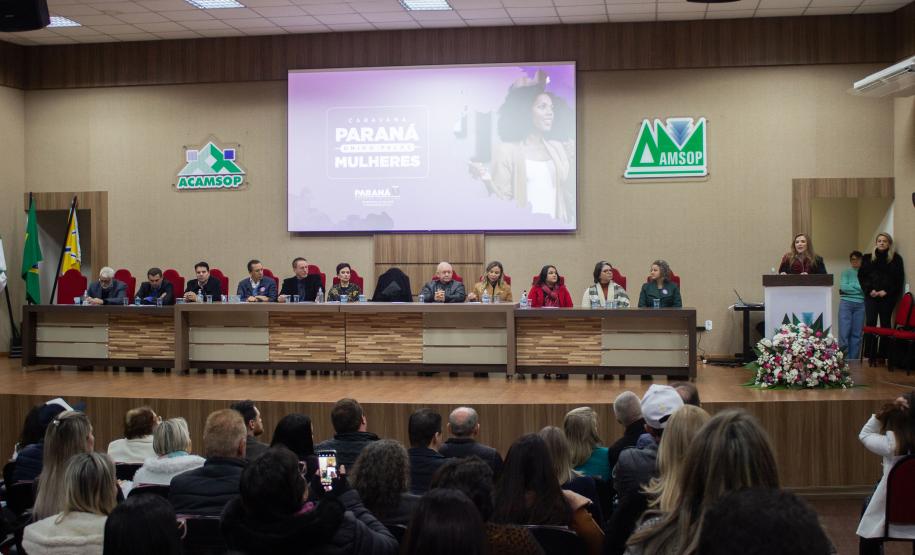 Governo leva Caravana Paraná Unido Pelas Mulheres às regiões Oeste e Sudoeste