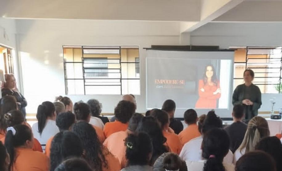 Projeto do Deppen ajuda mulheres privadas de liberdade a refletirem sobre envolvimento com drogas