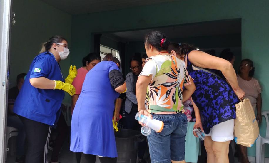 Com apoio da Sanepar, mulheres de União da Vitória fazem sabão ecológico